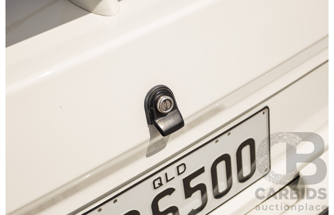 01/1986 Ford Sierra RS Cosworth 2d Coupe Diamond White Turbo 2.0L