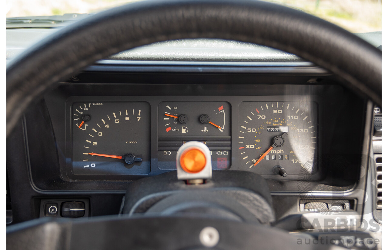 01/1986 Ford Sierra RS Cosworth 2d Coupe Diamond White Turbo 2.0L