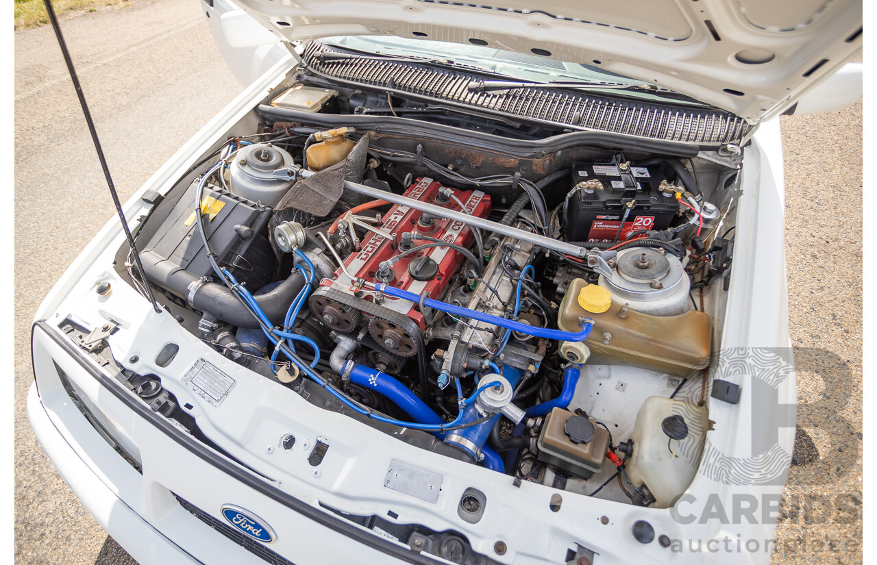 01/1986 Ford Sierra RS Cosworth 2d Coupe Diamond White Turbo 2.0L