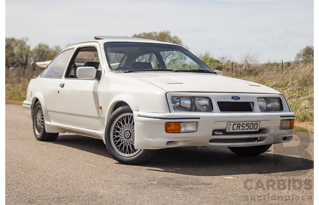 01/1986 Ford Sierra RS Cosworth 2d Coupe Diamond White Turbo 2.0L