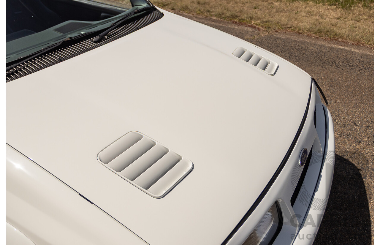 01/1986 Ford Sierra RS Cosworth 2d Coupe Diamond White Turbo 2.0L