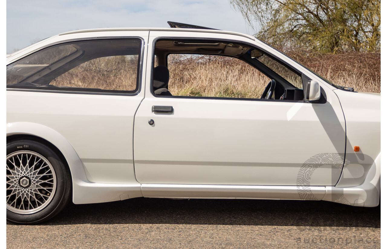 01/1986 Ford Sierra RS Cosworth 2d Coupe Diamond White Turbo 2.0L