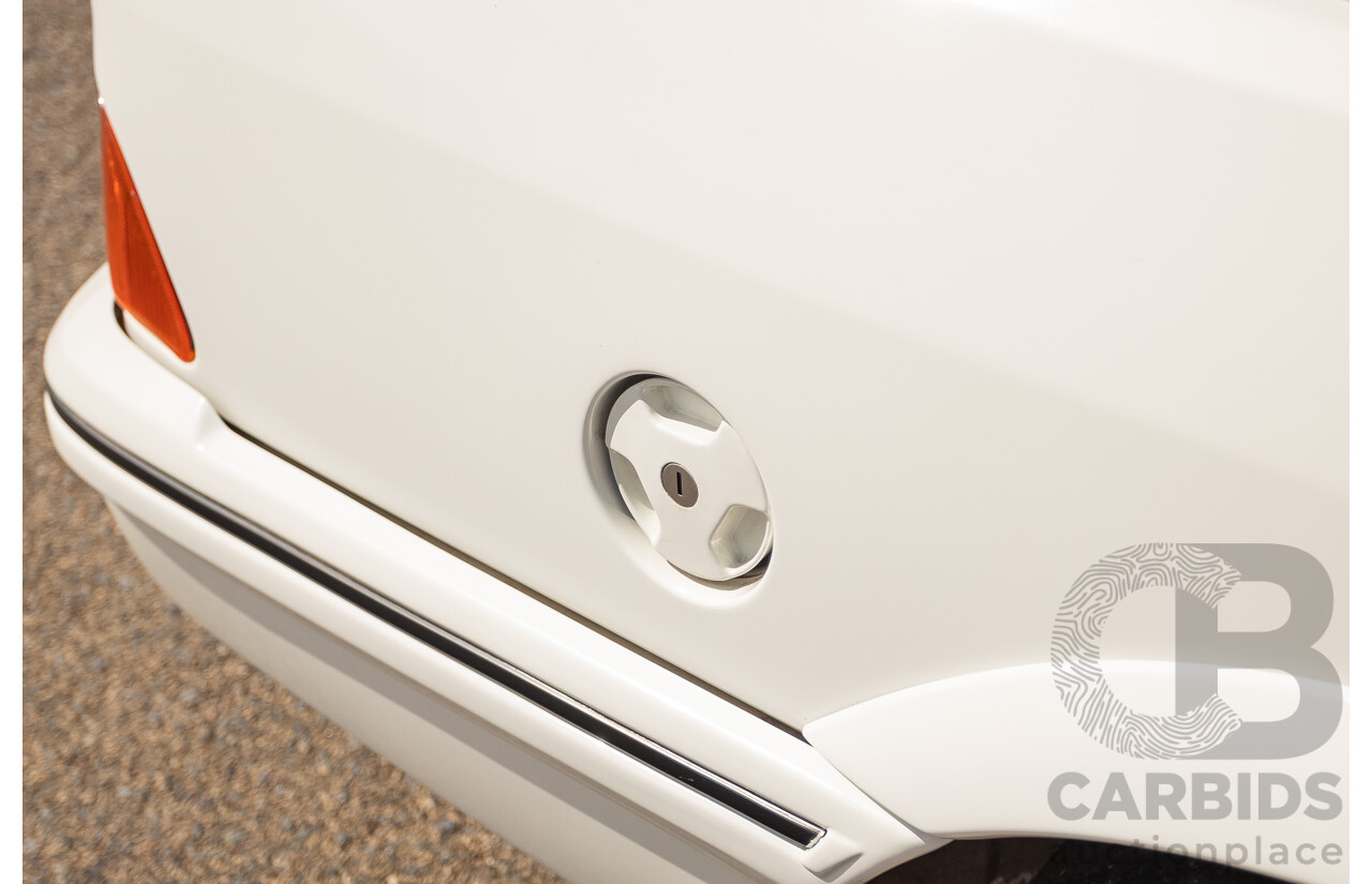 01/1986 Ford Sierra RS Cosworth 2d Coupe Diamond White Turbo 2.0L