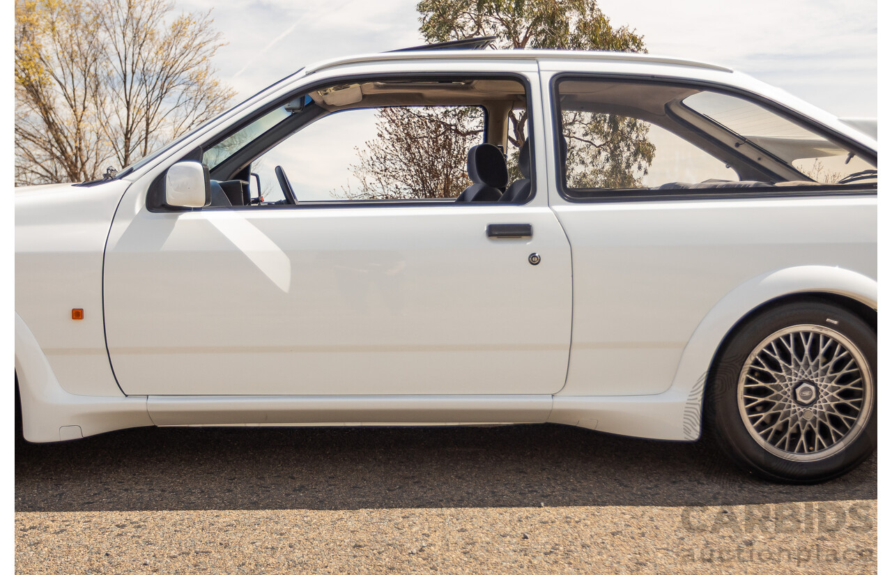 01/1986 Ford Sierra RS Cosworth 2d Coupe Diamond White Turbo 2.0L