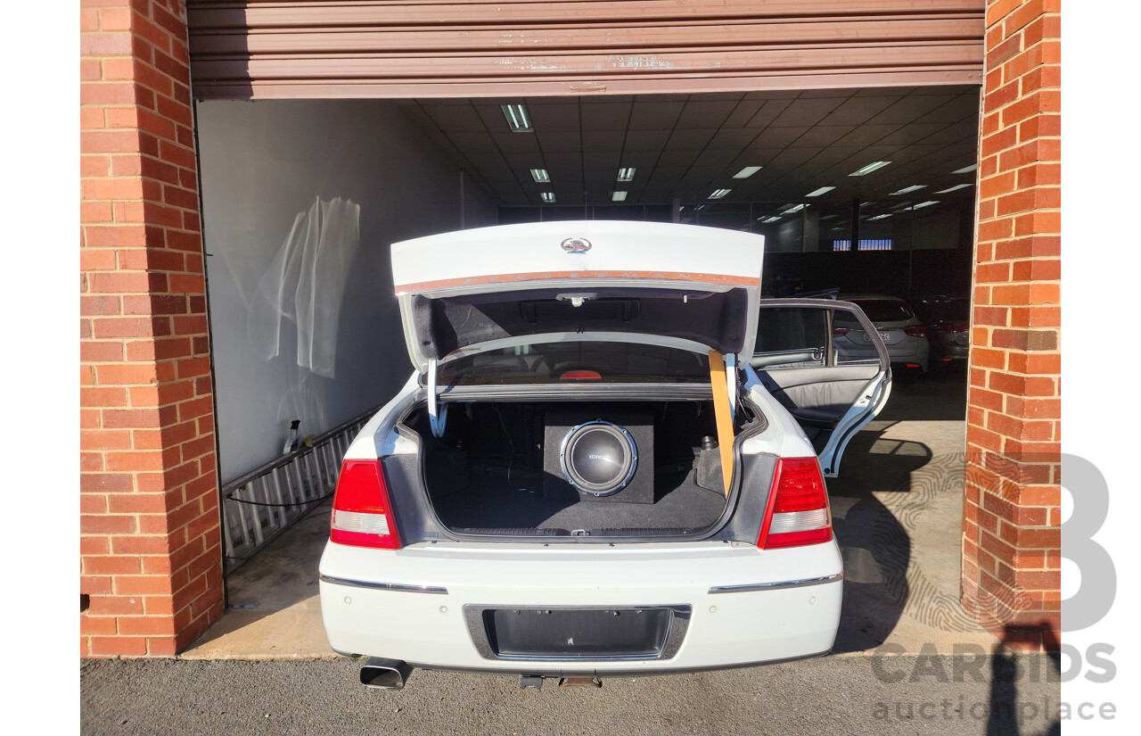 2/2005 Holden Statesman V6 WL 4d Sedan White 3.6L