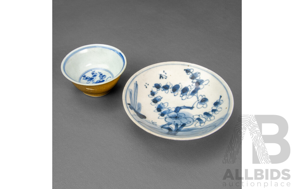 Absolutely Lovely Chinese Blue and White Export Teabowl and Saucer (Ching Dynasty Circa 18th C), (2 Pieces)