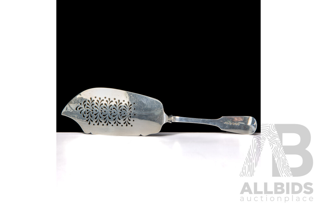 Antique William IV Sterling Silver Fish Slide with Pierced Detail, London 1830, Adey Bellamy Savory, Weight 140 Gm