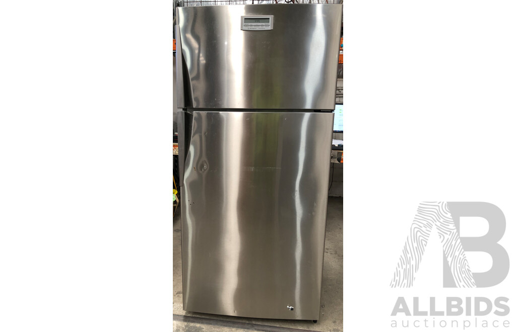 Westinghouse Virtuoso 520 Litre Stainless Steel Fridge/Freezer