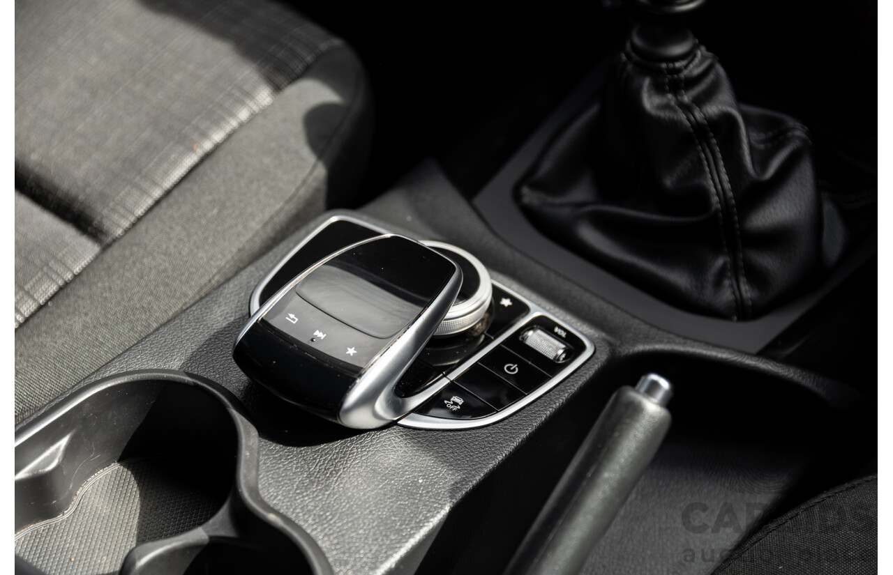 01/2020 Mercedes-Benz X220d Pure (RWD) 470 Dual Cab P/Up Rock Grey Metallic Turbo Diesel 2.3L