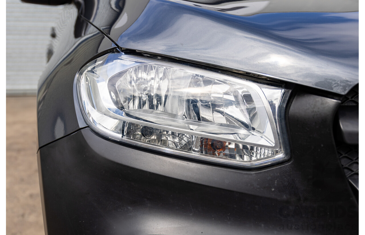 01/2020 Mercedes-Benz X220d Pure (RWD) 470 Dual Cab P/Up Rock Grey Metallic Turbo Diesel 2.3L