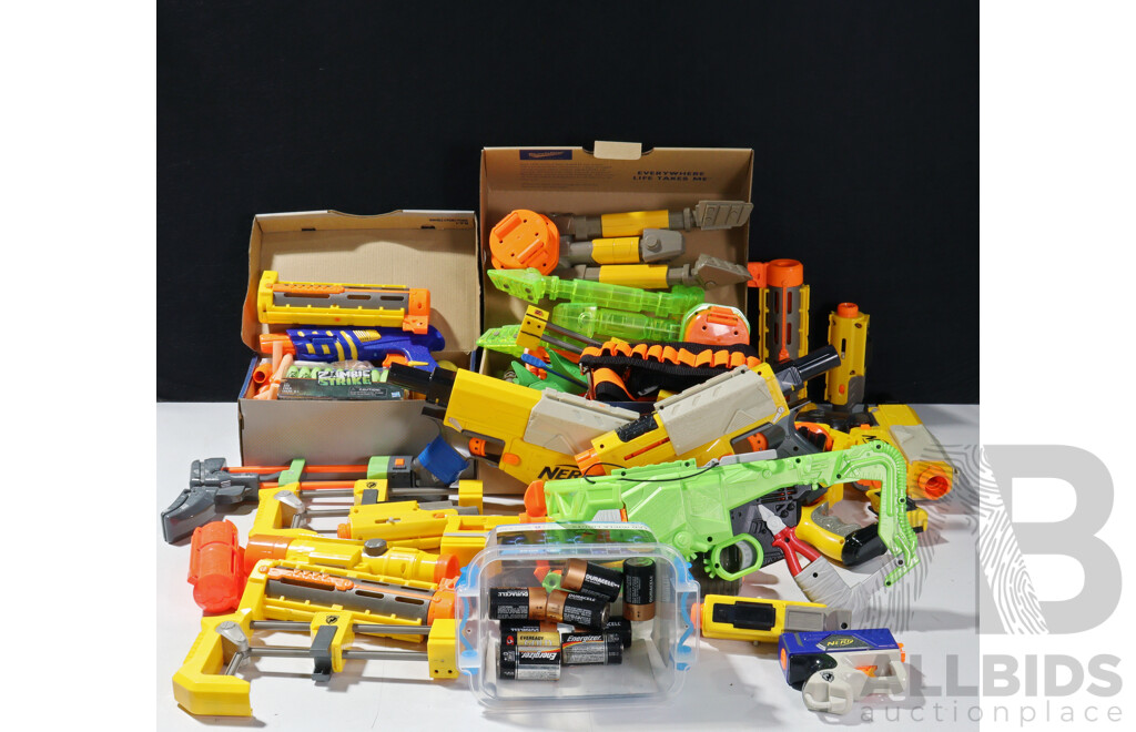 Large Collection Various Model Nerf Guns with Some Ammunition