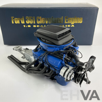 Icon Models Diecast and Plastic Ford 351 Cleveland Engine with Shaker and Top Loader - 1:8 Scale