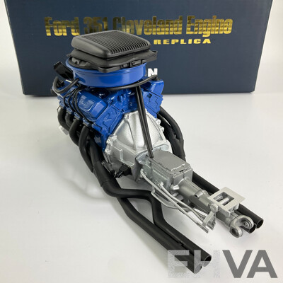 Icon Models Diecast and Plastic Ford 351 Cleveland Engine with Shaker and Top Loader - 1:8 Scale