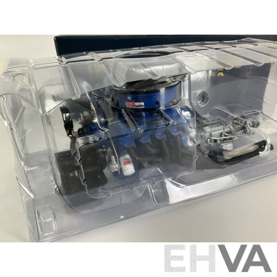Icon Models Diecast and Plastic Ford 351 Cleveland Engine with Shaker and Top Loader - 1:8 Scale