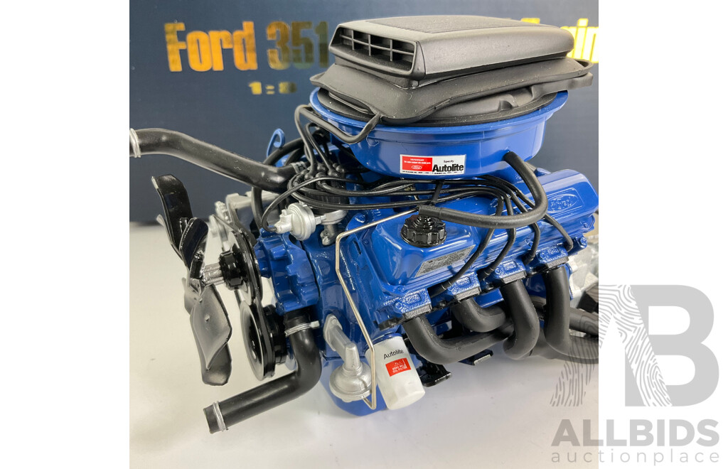 Icon Models Diecast and Plastic Ford 351 Cleveland Engine with Shaker and Top Loader - 1:8 Scale