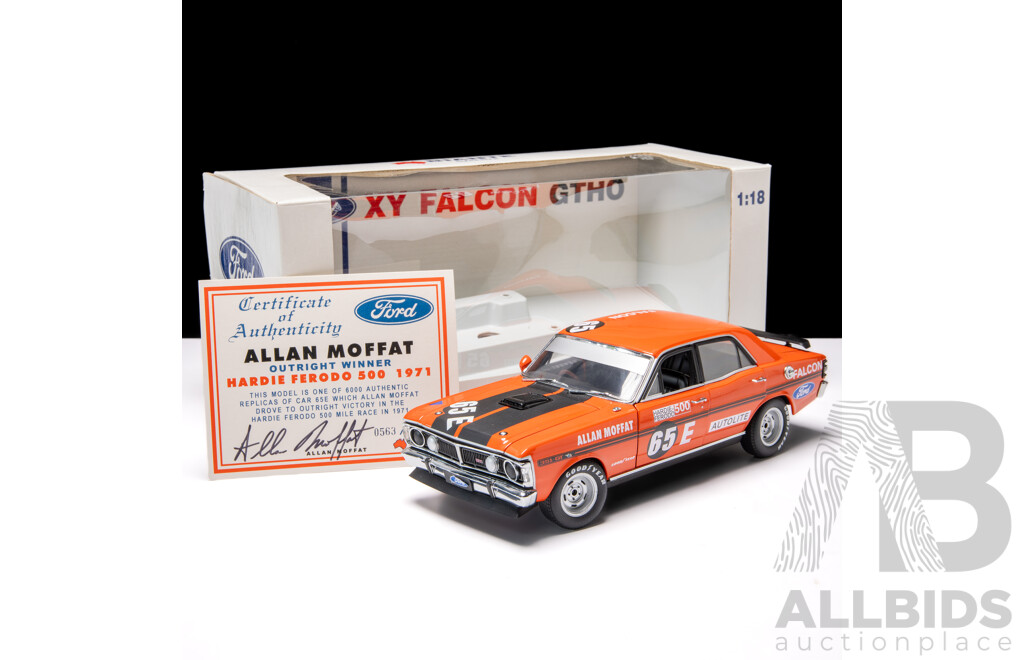 Biante 1971 Ford XY Falcon GTHO Allan Moffat Hardie Ferodo 500 Winner #65E 563/6000 1:18 Scale Model Car - Signed COA