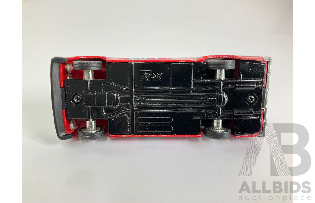 Trax Diecast XY Ford Falcon GTHO Phase Three, Allan Moffat - 1:43 Scale