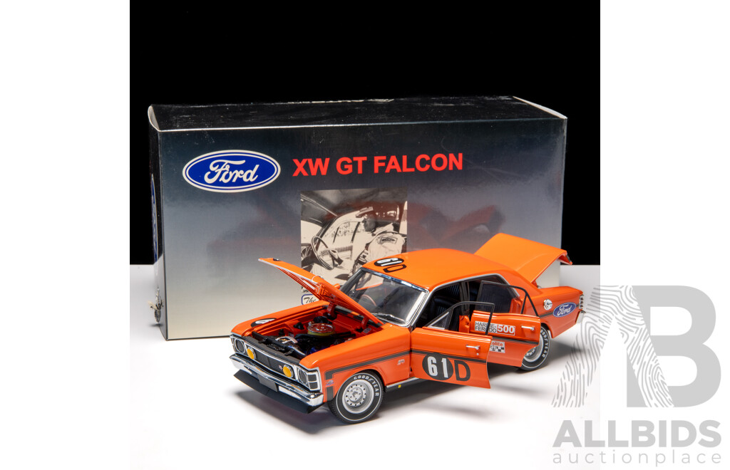 AUTOart 1969 Ford XW GT Falcon #61D Hardie Ferodo 500 Allan Moffat & Alan Hamilton 3000/5000 1:18 Scale Model Car - Signed COA Included