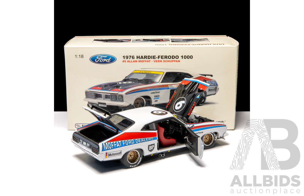 AUTOart 1976 Ford XB Falcon GT Coupe #9 Hardie Ferodo 1000 Allan Moffat & Vern Schuppan 151/3000 1:18 Scale Model Car - Signed COA Included