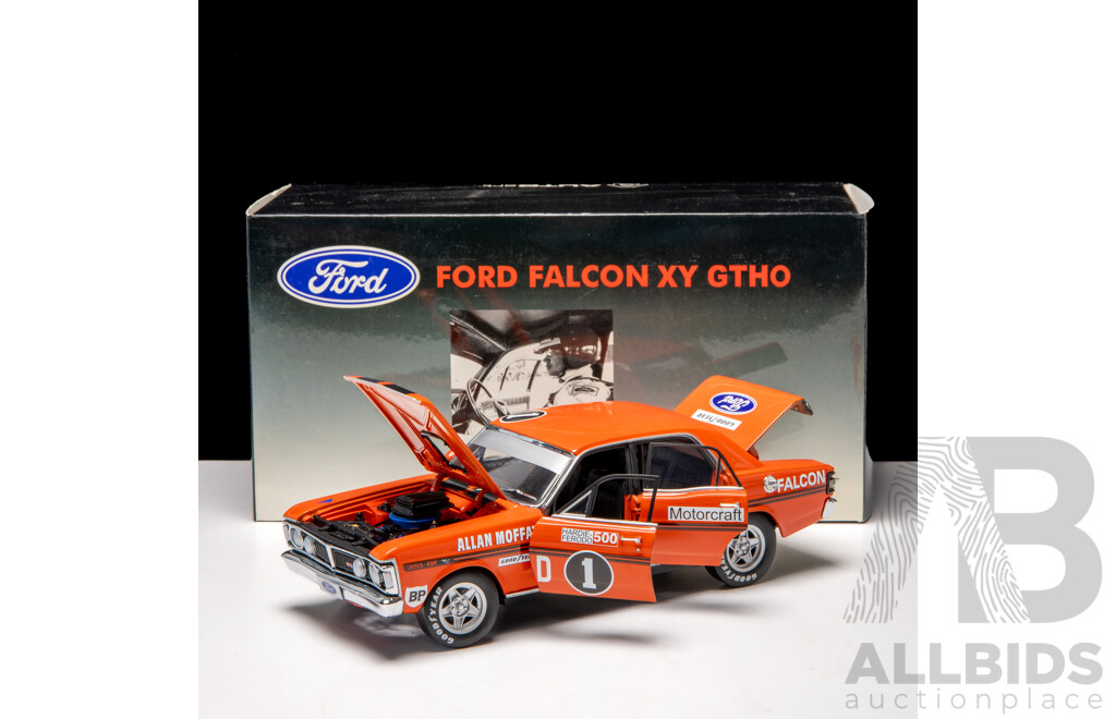 AUTOart 1972 Ford XY Falcon GT-HO Hardie Ferodo 500 #1 Allan Moffat Vermillion Fire 5408/6000 1:18 Scale Model Car - Signed COA Included