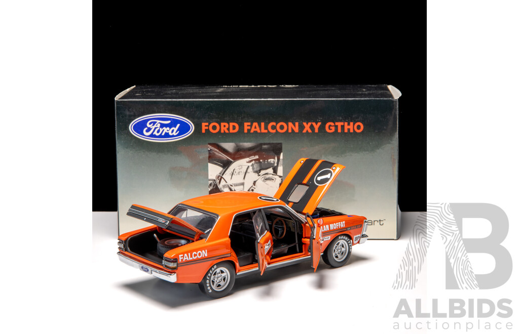 AUTOart 1972 Ford XY Falcon GT-HO Hardie Ferodo 500 #1 Allan Moffat Vermillion Fire 5408/6000 1:18 Scale Model Car - Signed COA Included