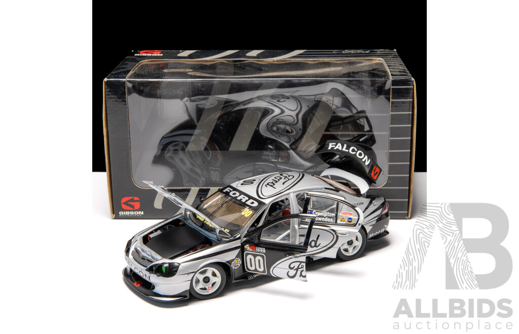 Biante 2001 Ford AU Falcon XR8 V8 Supercar Green Eye Monster Bathurst #00 Lowndes & Crompton 5216/10000 1:18 Scale Model Car - COA Included