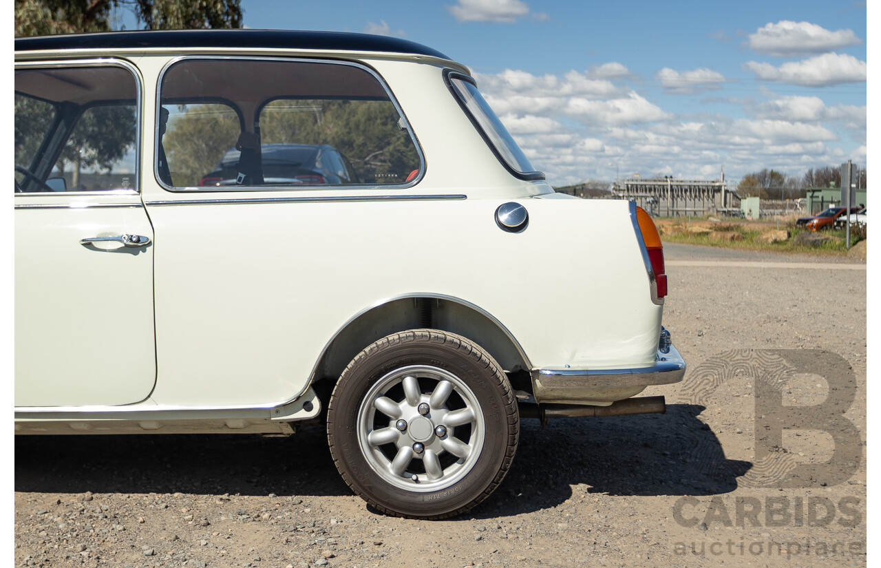 01/1968 Riley Elf MkIII 2d Sedan White / Black 1.0L