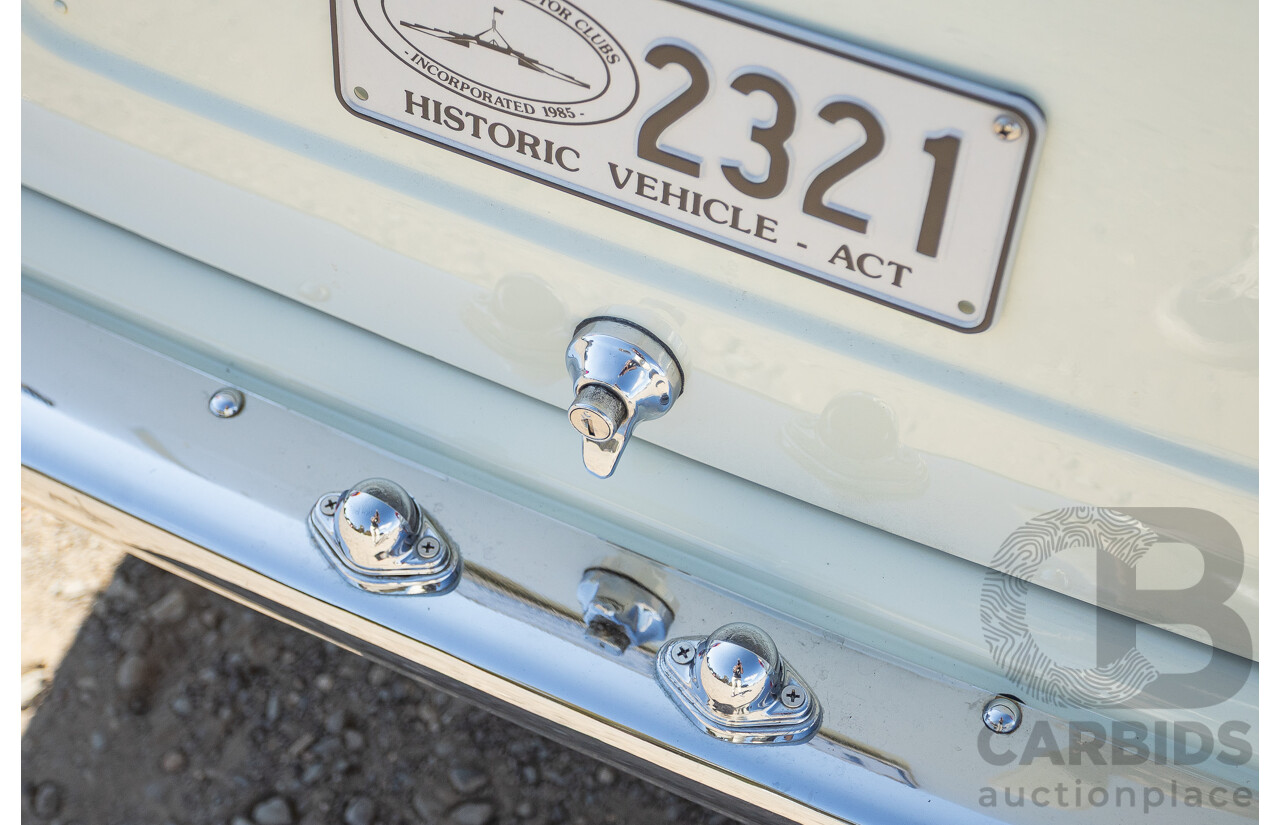 01/1968 Riley Elf MkIII 2d Sedan White / Black 1.0L