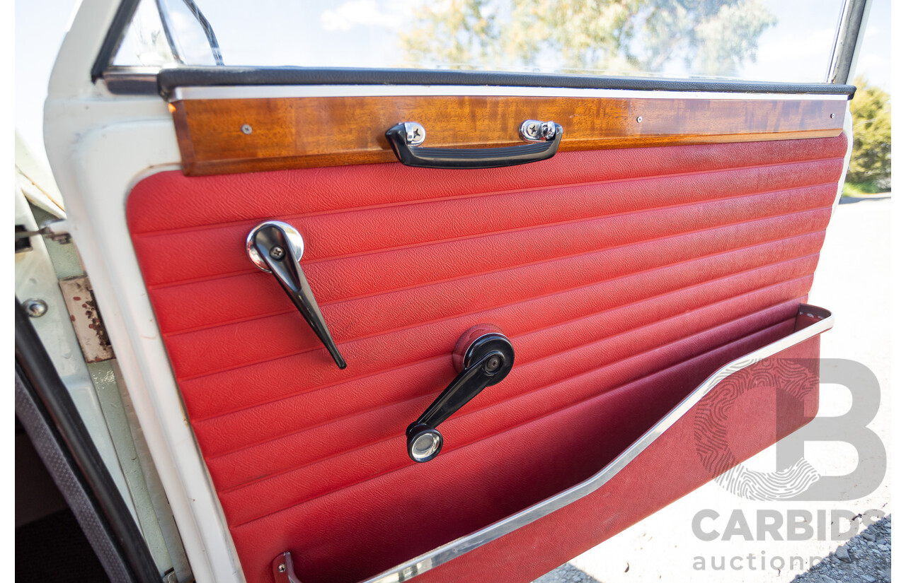 01/1968 Riley Elf MkIII 2d Sedan White / Black 1.0L