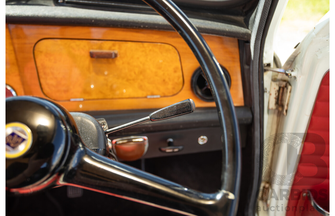 01/1968 Riley Elf MkIII 2d Sedan White / Black 1.0L