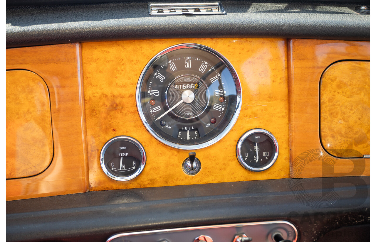 01/1968 Riley Elf MkIII 2d Sedan White / Black 1.0L