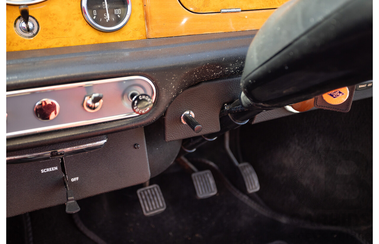 01/1968 Riley Elf MkIII 2d Sedan White / Black 1.0L