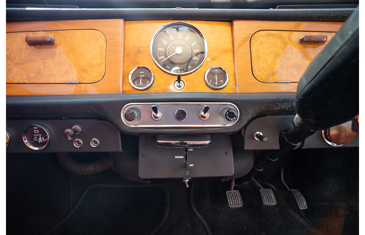 01/1968 Riley Elf MkIII 2d Sedan White / Black 1.0L