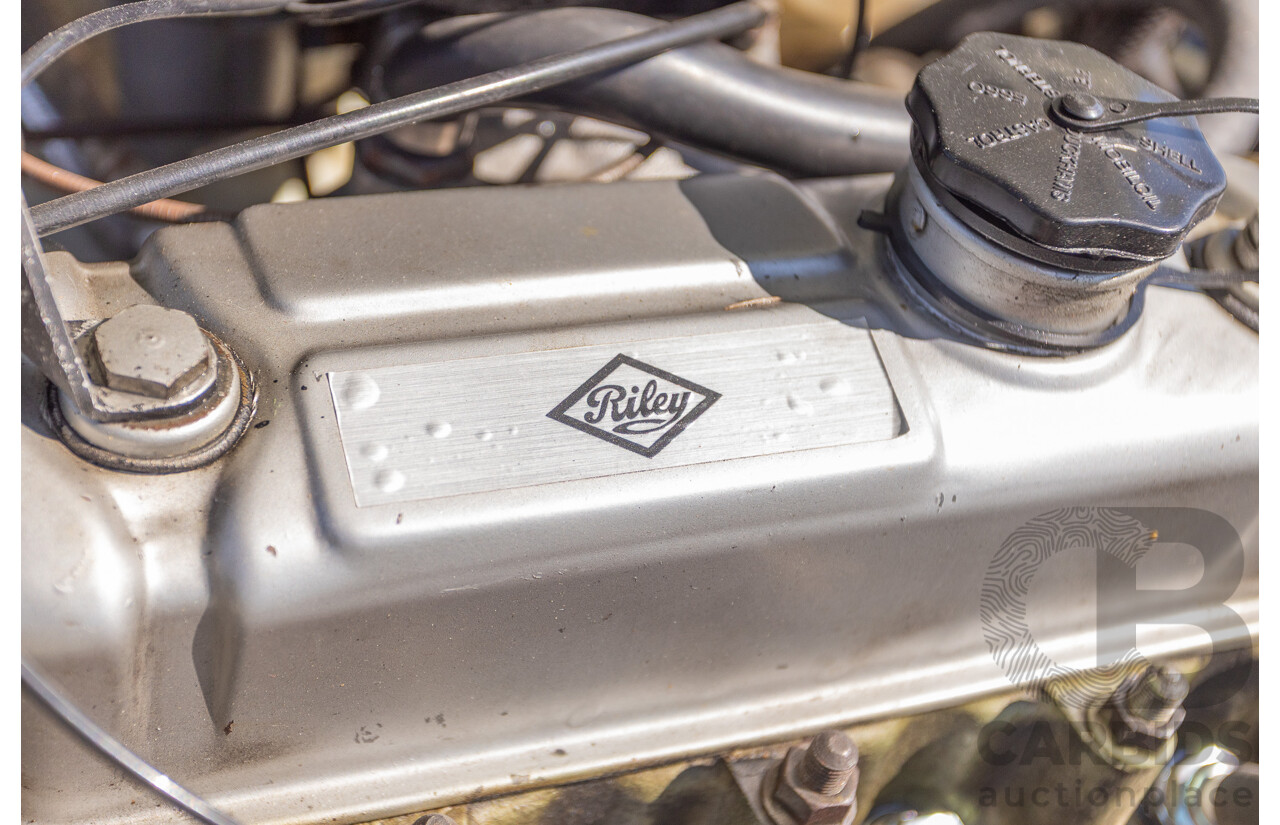 01/1968 Riley Elf MkIII 2d Sedan White / Black 1.0L