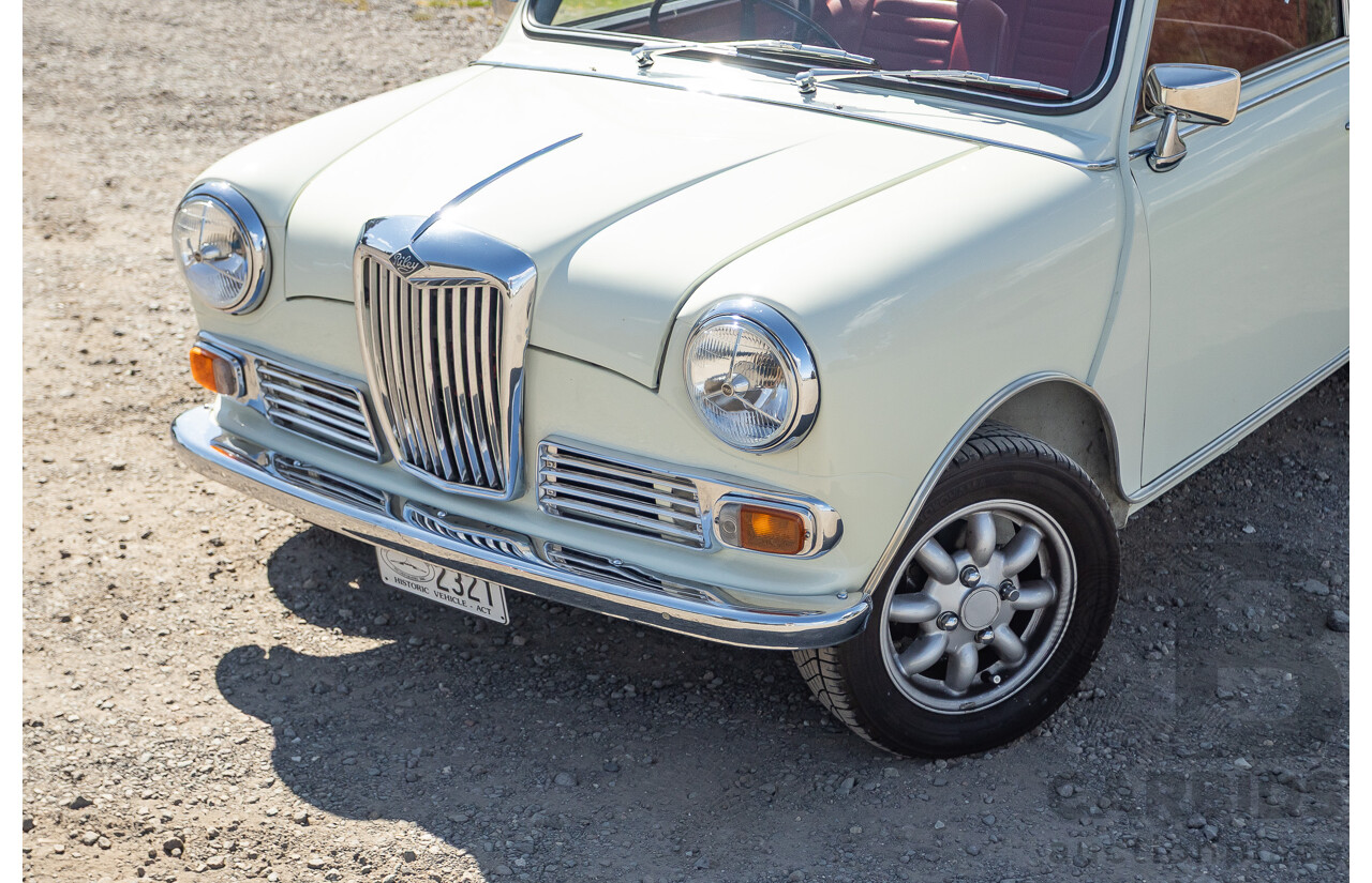 01/1968 Riley Elf MkIII 2d Sedan White / Black 1.0L