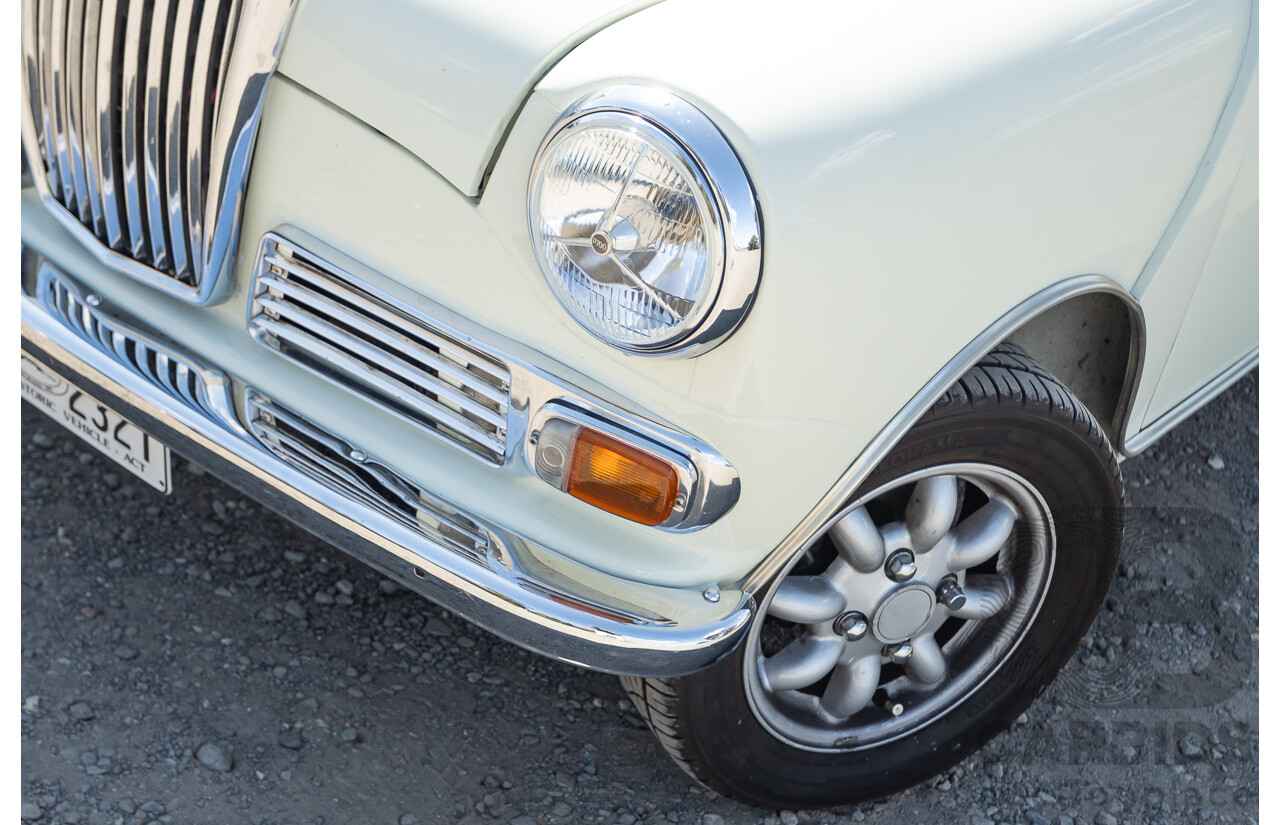 01/1968 Riley Elf MkIII 2d Sedan White / Black 1.0L