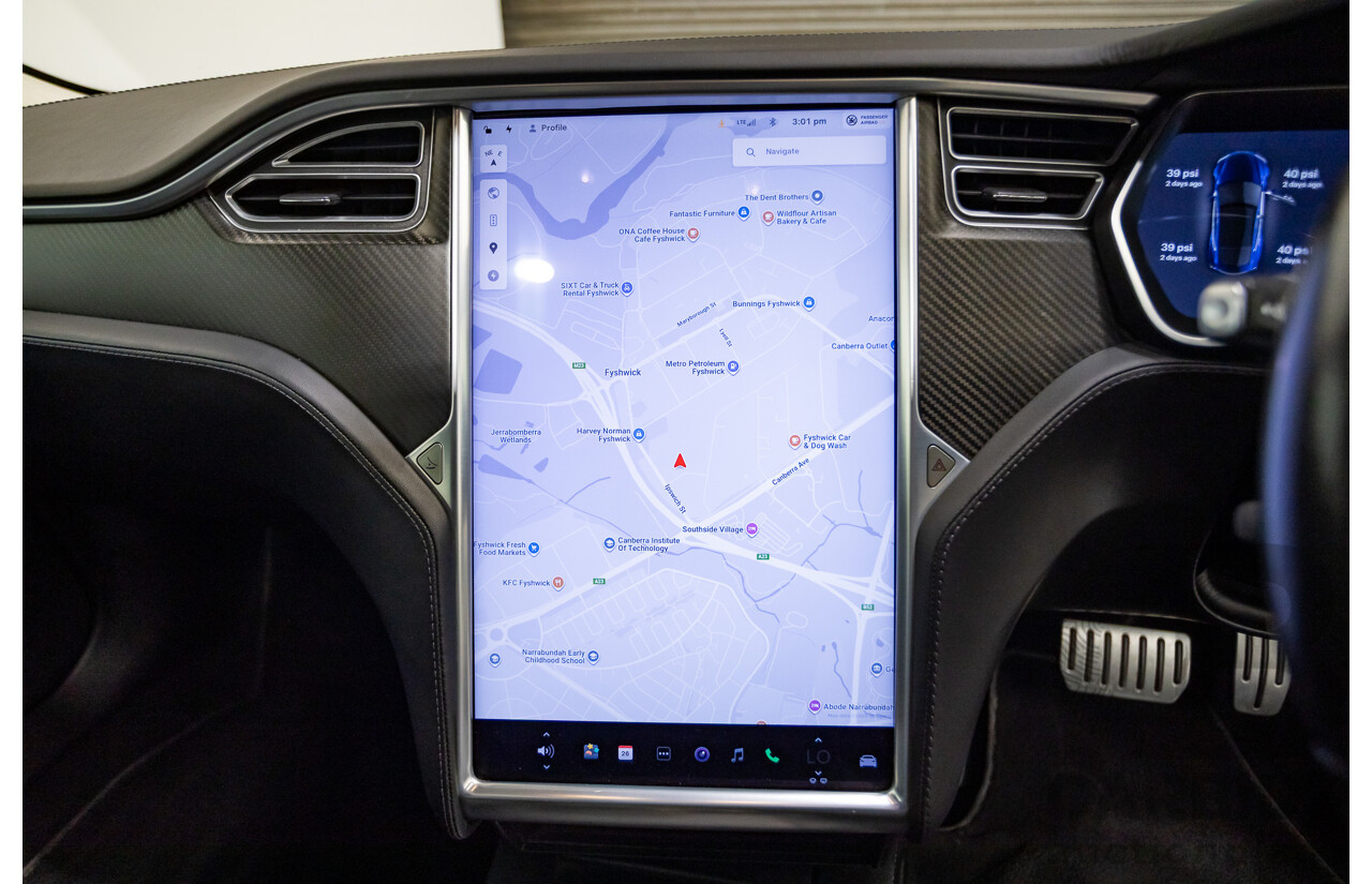 01/2016 Tesla Model S P90D (AWD) 4D Hatchback Deep Blue Metallic Dedicated Electric EV 376kw