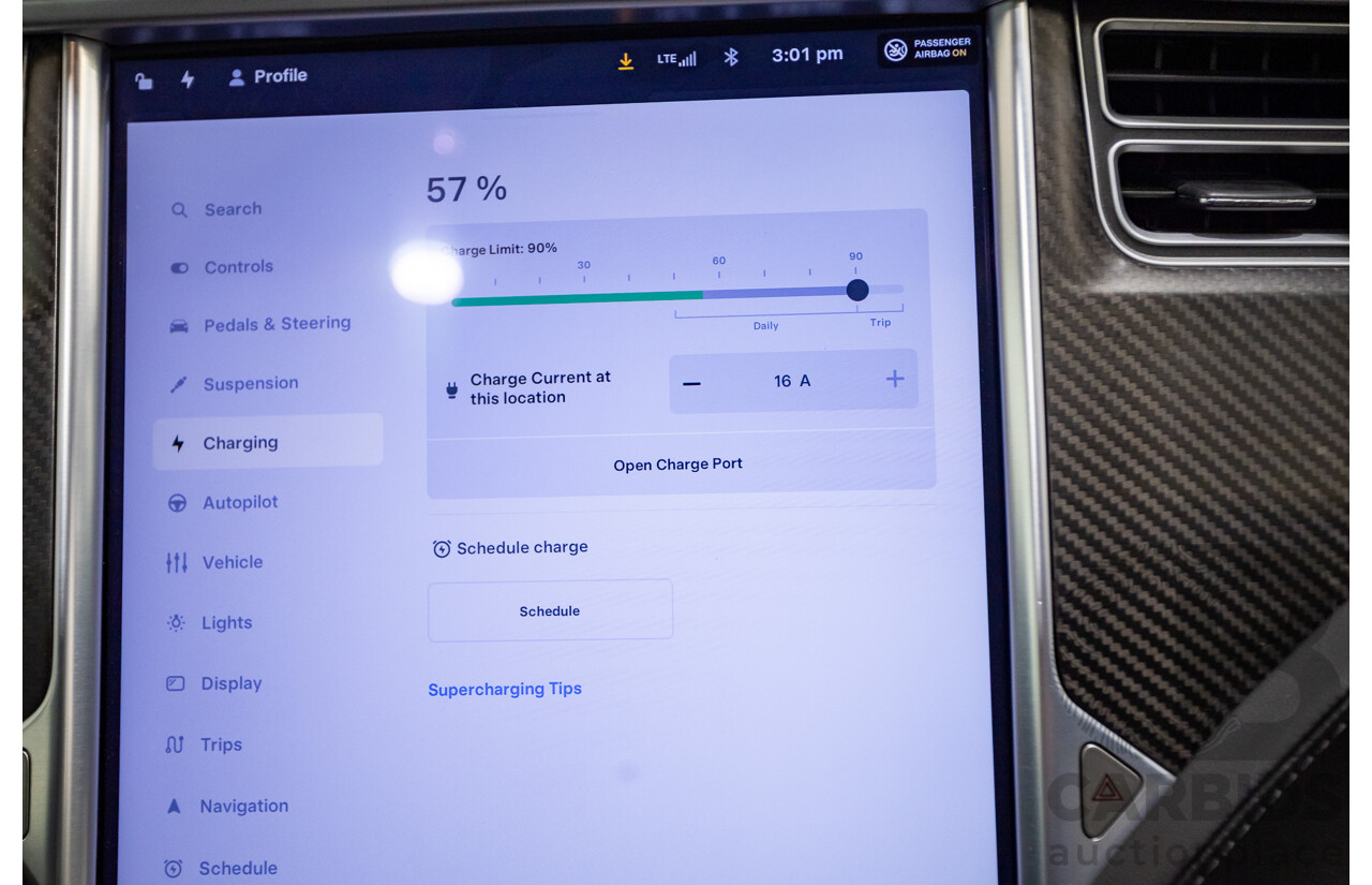 01/2016 Tesla Model S P90D (AWD) 4D Hatchback Deep Blue Metallic Dedicated Electric EV 376kw