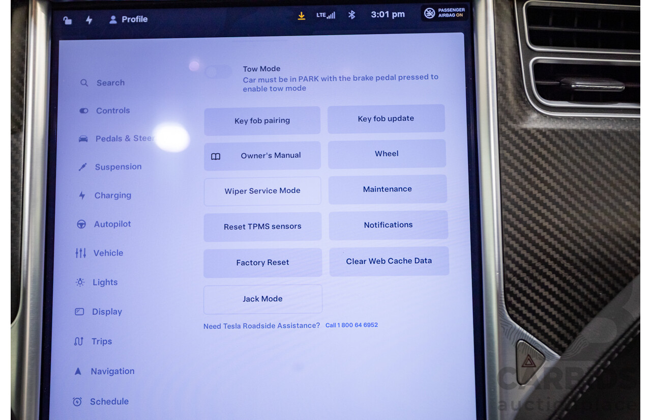 01/2016 Tesla Model S P90D (AWD) 4D Hatchback Deep Blue Metallic Dedicated Electric EV 376kw