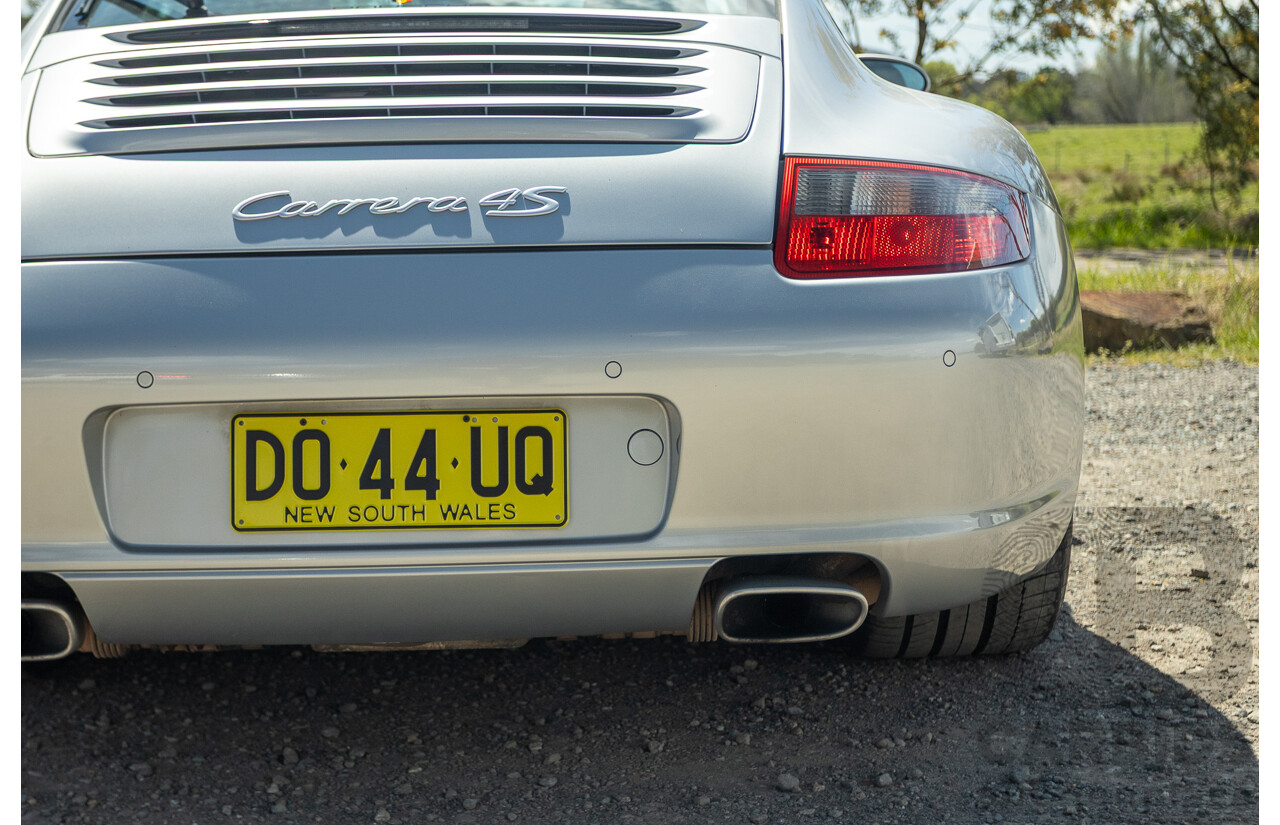 3/2006 Porsche 911 Carrera 4 997 (AWD) 2d Coupe GT Silver 3.6L