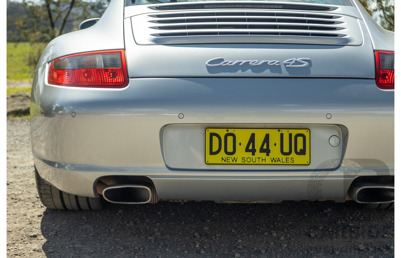 3/2006 Porsche 911 Carrera 4 997 (AWD) 2d Coupe GT Silver 3.6L
