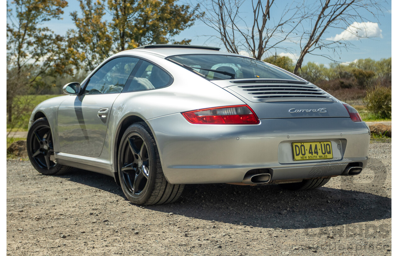 3/2006 Porsche 911 Carrera 4 997 (AWD) 2d Coupe GT Silver 3.6L