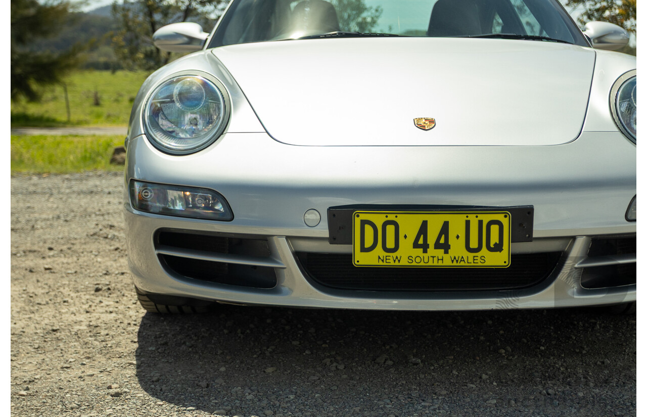 3/2006 Porsche 911 Carrera 4 997 (AWD) 2d Coupe GT Silver 3.6L