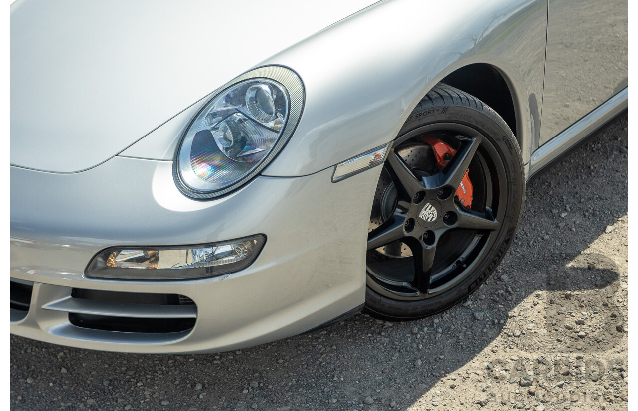 3/2006 Porsche 911 Carrera 4 997 (AWD) 2d Coupe GT Silver 3.6L