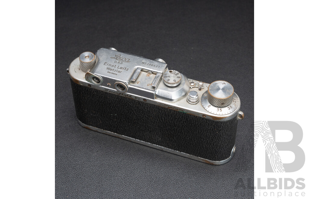 Leica I D.R.P. Screw-Mount Rangefinder Body (1938 Production) Serial No. 286631