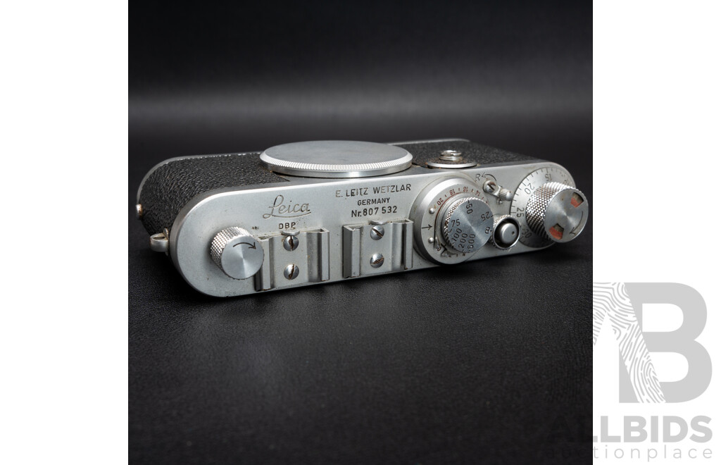 Leica if D.B.P. Ernst Leitz Wetzlar LTM Screw-Mount Red Dial Body (1956) Serial No. 807532