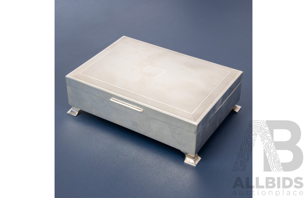 Goldsmiths & Silversmiths Co. Sterling Silver Wood-Lined Cigarette Box, London 1955