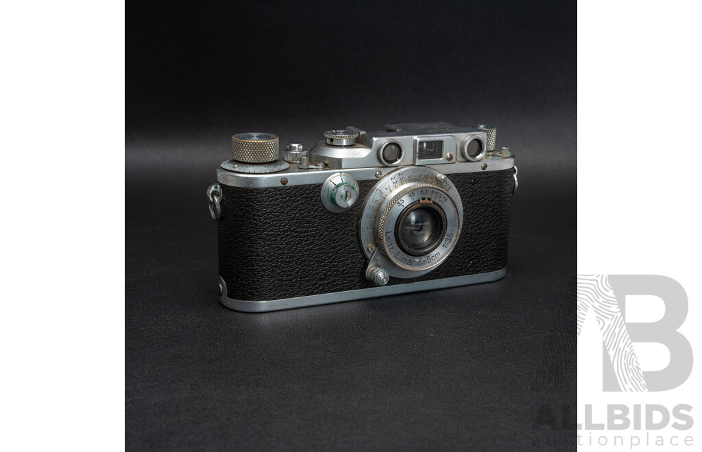 Leica IIIB 35mm LTM Rangefinder Camera Body (Ernst Leitz Wetzlar, 1939) Serial No. 348447 with Leitz Collapsible Elmar 50mm F/3.5 Lens