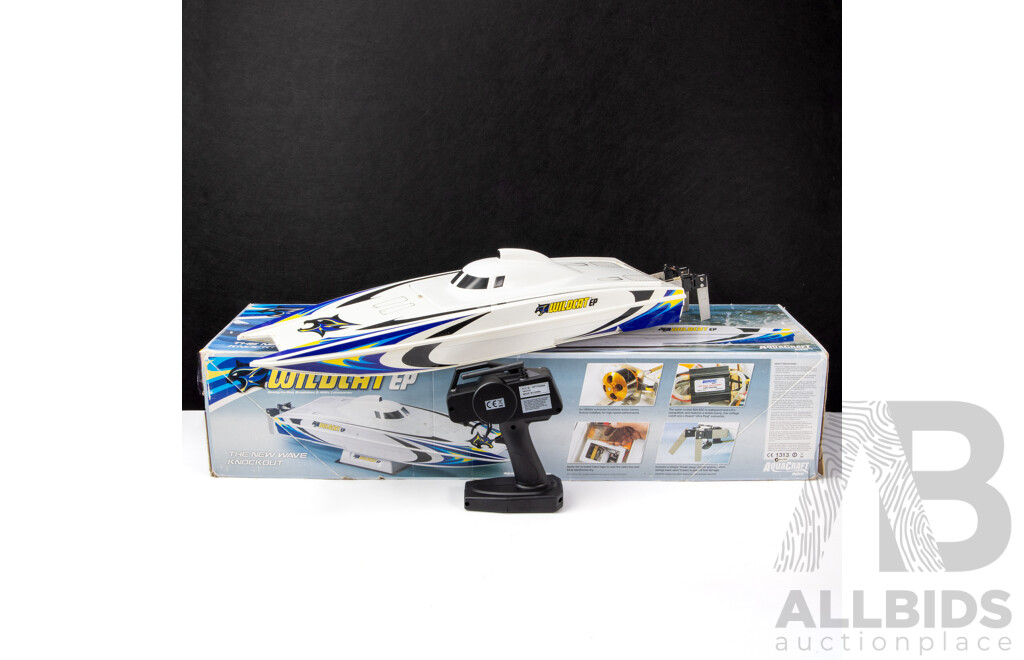Aqua Craft Models Wildcat EP Remote Controlled Ready to Run Catamaran