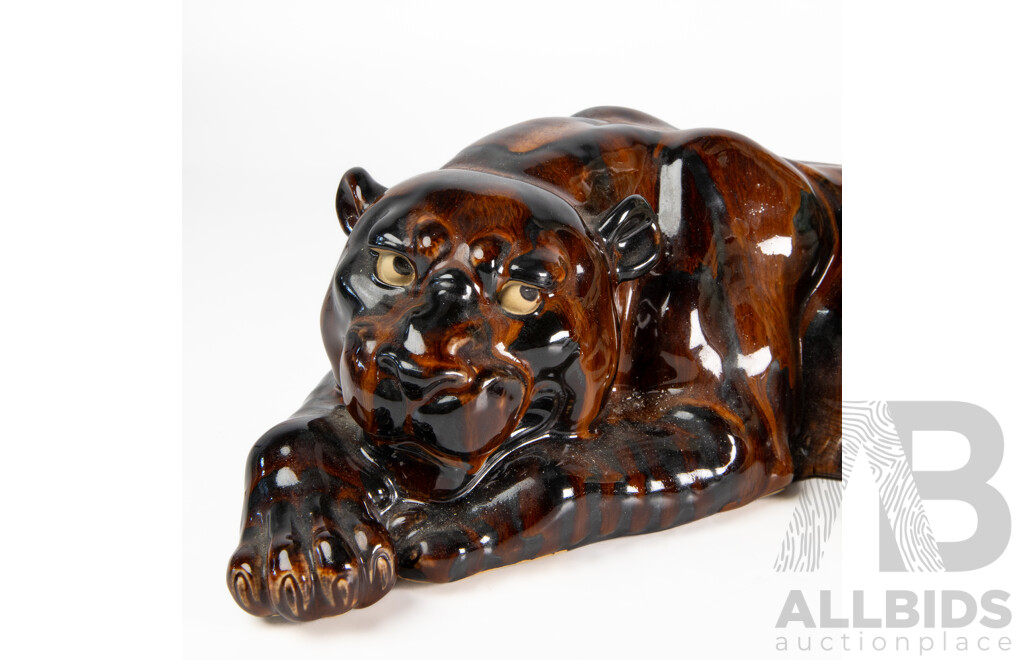 Large Chinese Shiwan Pottery Figural Group Depicting Yang Xiang